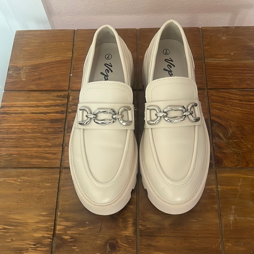 Vepose loafer worn once